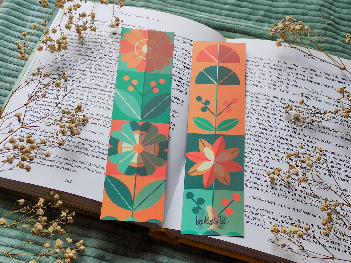 Spring Bookmark – Cute Floral Bookmark with 60s 70s Design – Seasonal Stationery for Book Lovers – Cute Book Accessories Gift for Readers