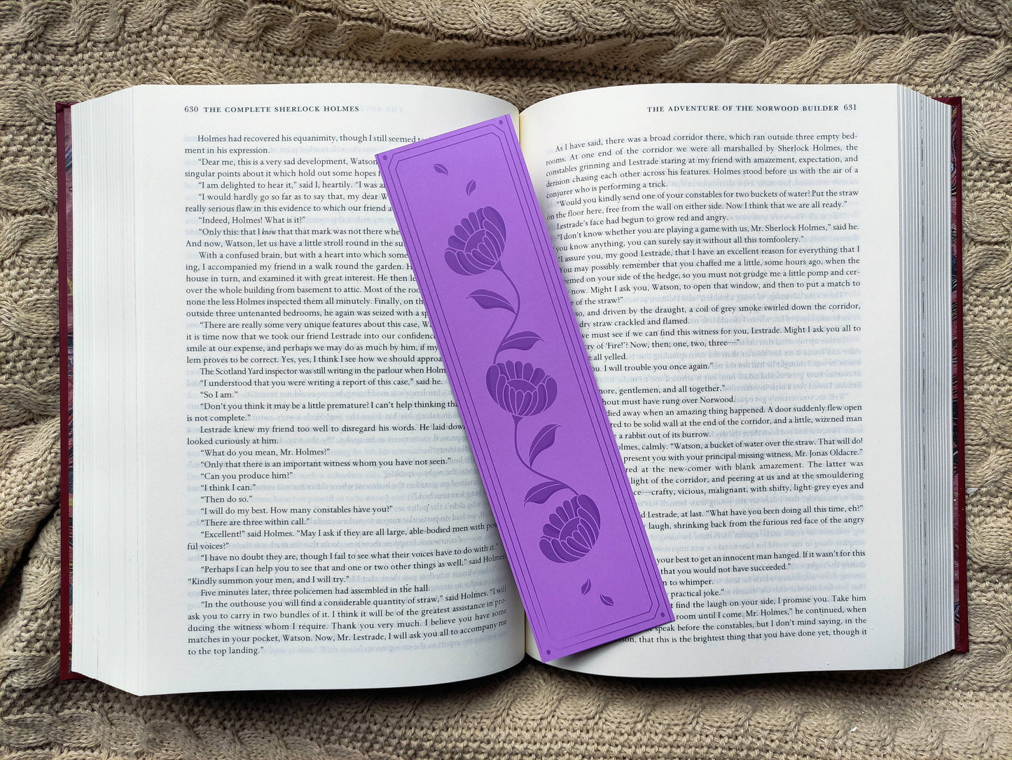 Purple Floral Bookmark – Minimalist Soft Purple Flower Design – Aesthetic Stationery Gift – Handmade Bookmark for Book Lovers