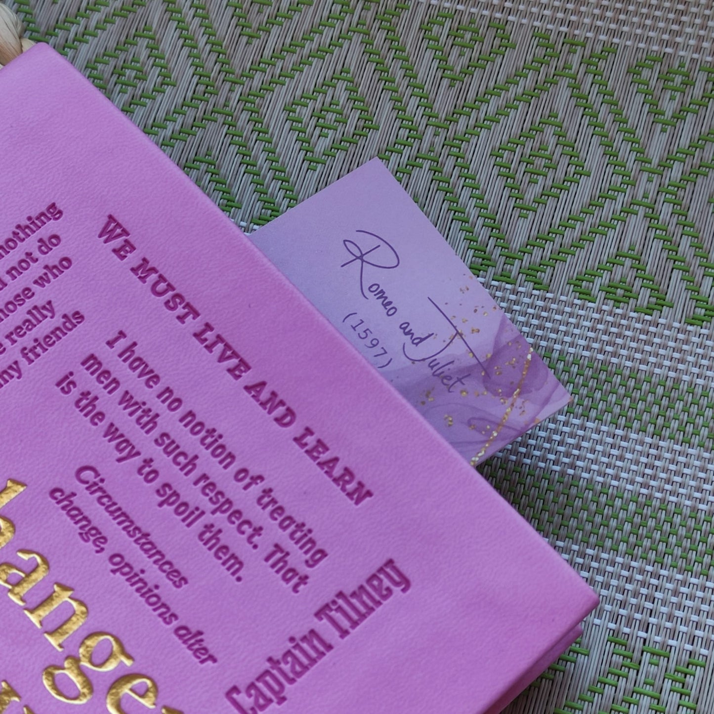 Shakespeare Quote Bookmark – Gothic Literature Gift – Romeo & Juliet Bookish Accessory – English Lit Gift for Readers – Single Bookmark